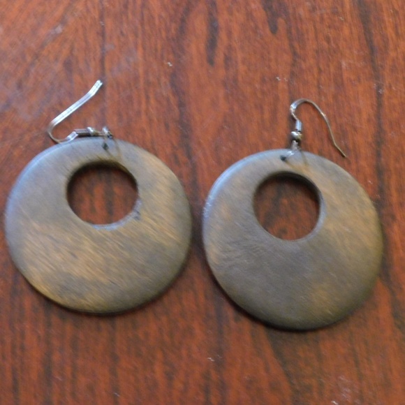 Wooden Earrings Boho Style - Picture 2 of 3